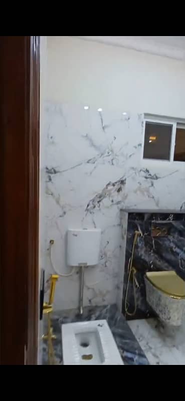 12 marla brand new portion located at samanabad