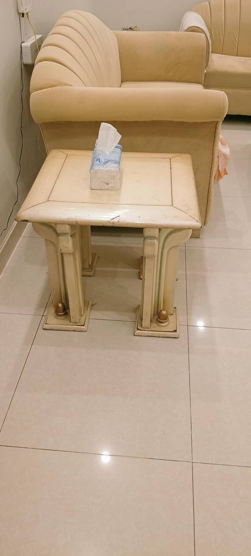 Solid Sheesham Wood Tables 3
