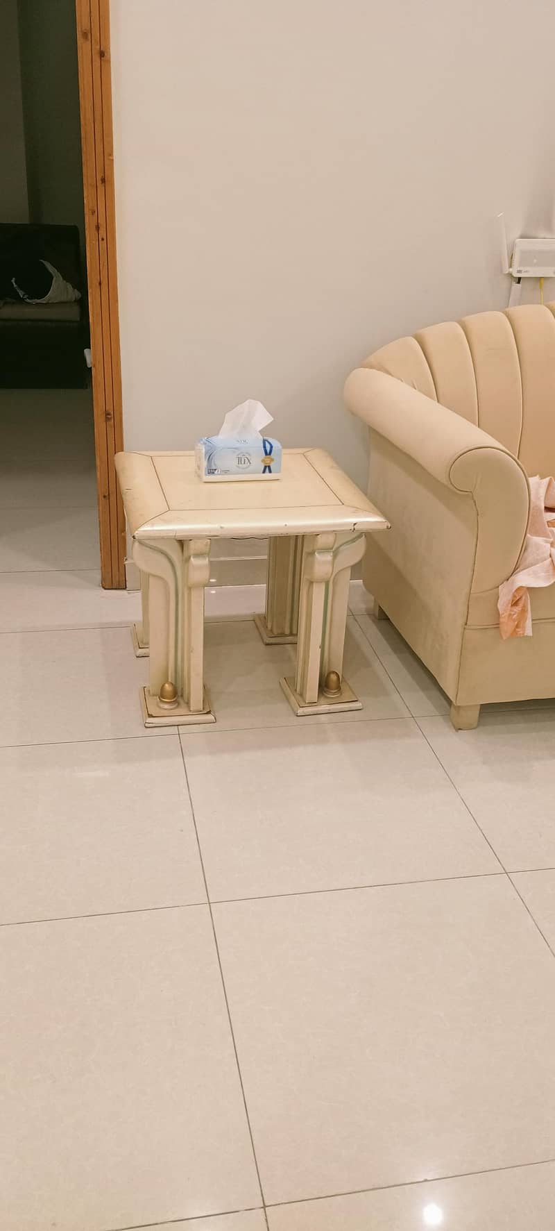 Solid Sheesham Wood Tables 4