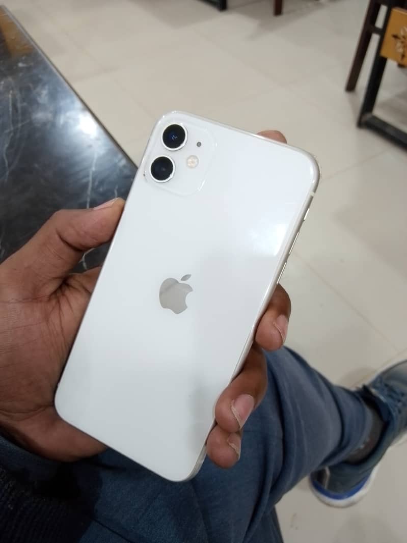 iPhone 11 Exchange/Sale 4