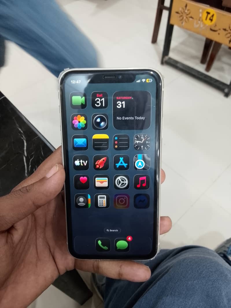 iPhone 11 Exchange/Sale 8