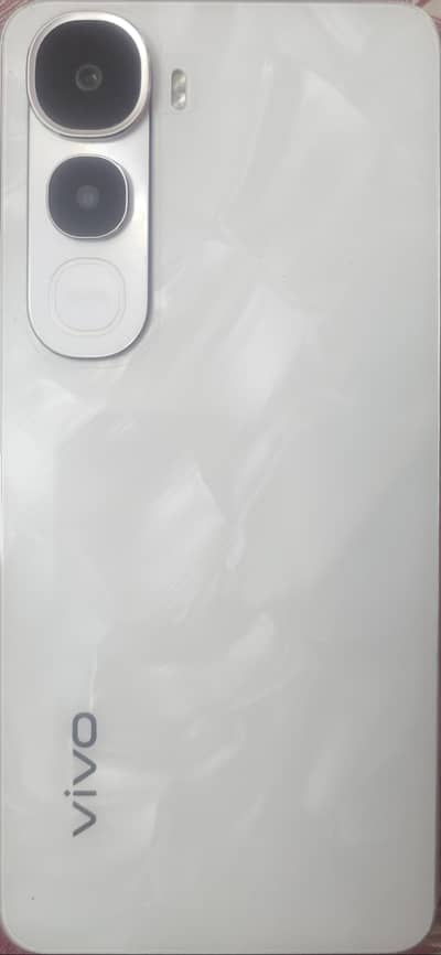 Vivo Y400 5G (10/10 condition) 20 days used