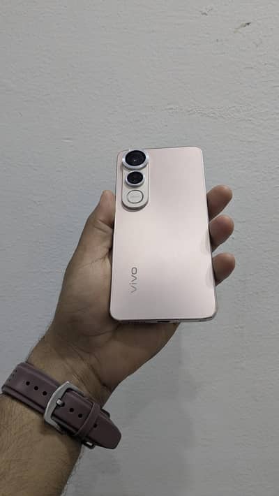 Vivo v50 lite 8+8/256 like new urgent sale.