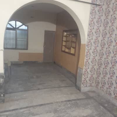 6 marla lower protion for rent