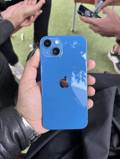 IPHONE 13 Jv with box