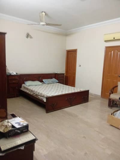 BLOCK- N. BEAUTIFUL GROUND FLOOR NORTH NAZIMABAD