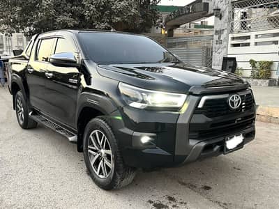 Toyota Hilux Revo V 2018 Model