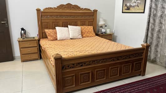 King Size Bed Diyar Wood For Sale