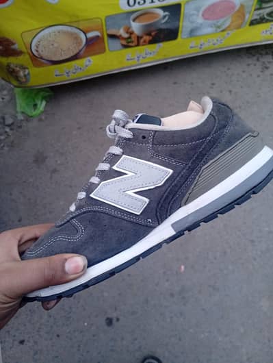 new balance grey white shoes