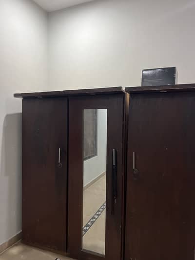 3 pilai almari for sale reasonable price (call ( 03162523463