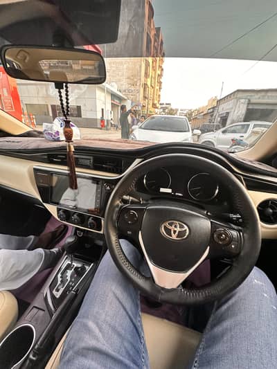 Selling my Toyota Corolla Altis total Genuine