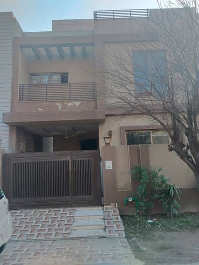 DHA REHBER  SECTOR 2 BLOCH H 5 MARLA SLIGHTLY USED HOUSE FOR SALE IN REASONABLE PRICE DIRECT DEAL WITH OWNER OWSUM LOCATION SOLID CUNSTRUCTION BY OWNER