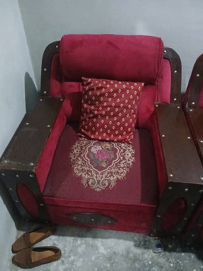 03 and 2 ( single) sofa set Total 5 seater look like new 02 year used