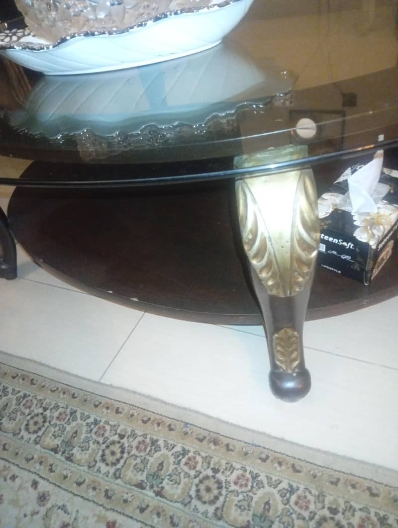 centre table 0