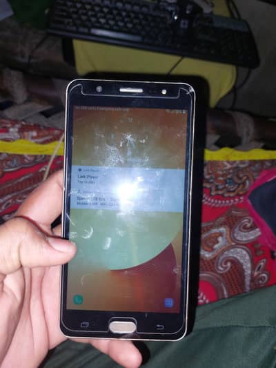 Samsung galaxy j7 max