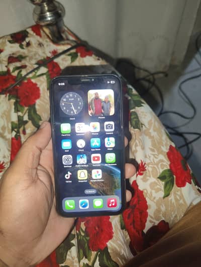 iphone xr black