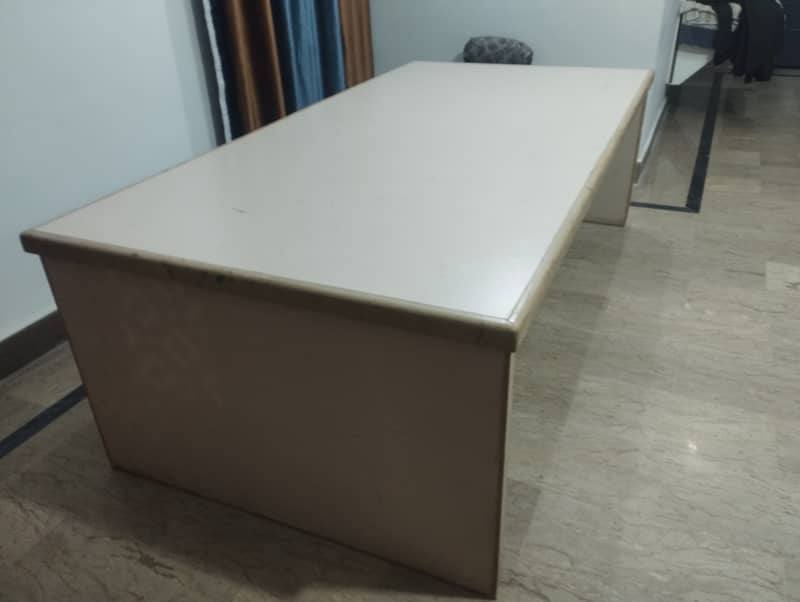 Lab / dining table 3