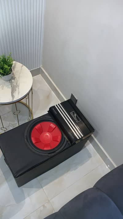 WOOFER BASSTUBE & AMPLIFIER FOR SALE