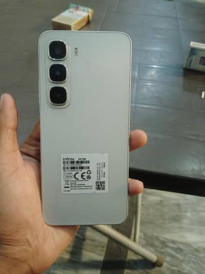 Infinix hot 60 i mobile for urgent sale 0303,8733,269