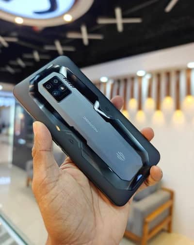 red magic 7 pro 12 GB RAM 256 GB memory 0307/9460/341