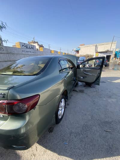 Toyota Corolla GLI 1.6 Automatic 2011