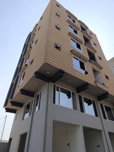 West Open - Corner Apartment