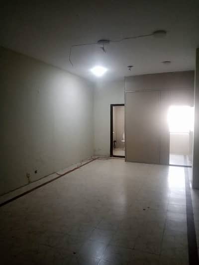 425 Square Feet Office For Rent