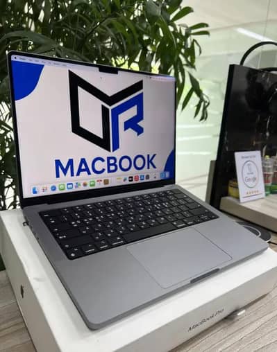 MacBook Pro M2 Pro 14 16 GB 512 GB