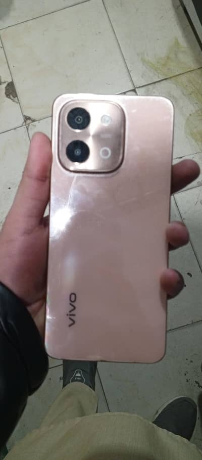 vivo y28