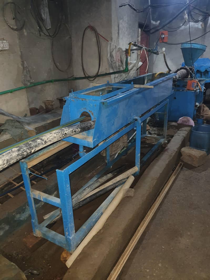 Plastic pipe machine 2