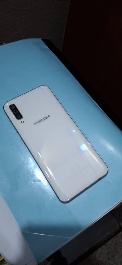 Samsung galaxy a50