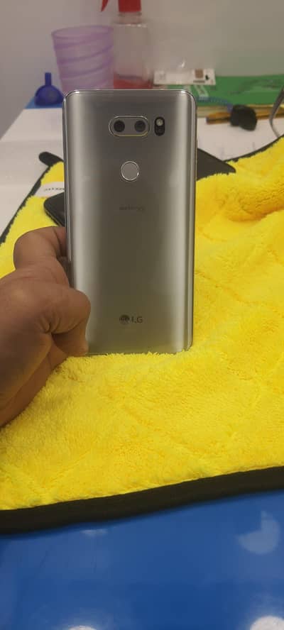 ​LG V30 | 32-bit Quad DAC Audio | Best for Music & Gaming