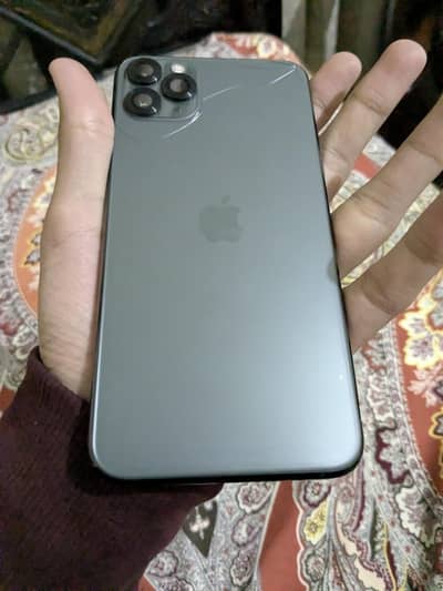 Iphone 11 pro max (factory unlock )