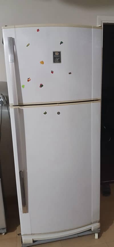 dawlance fridge full size in excellent condition