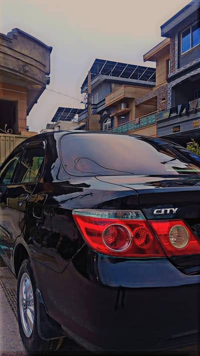 Honda City. Automatic