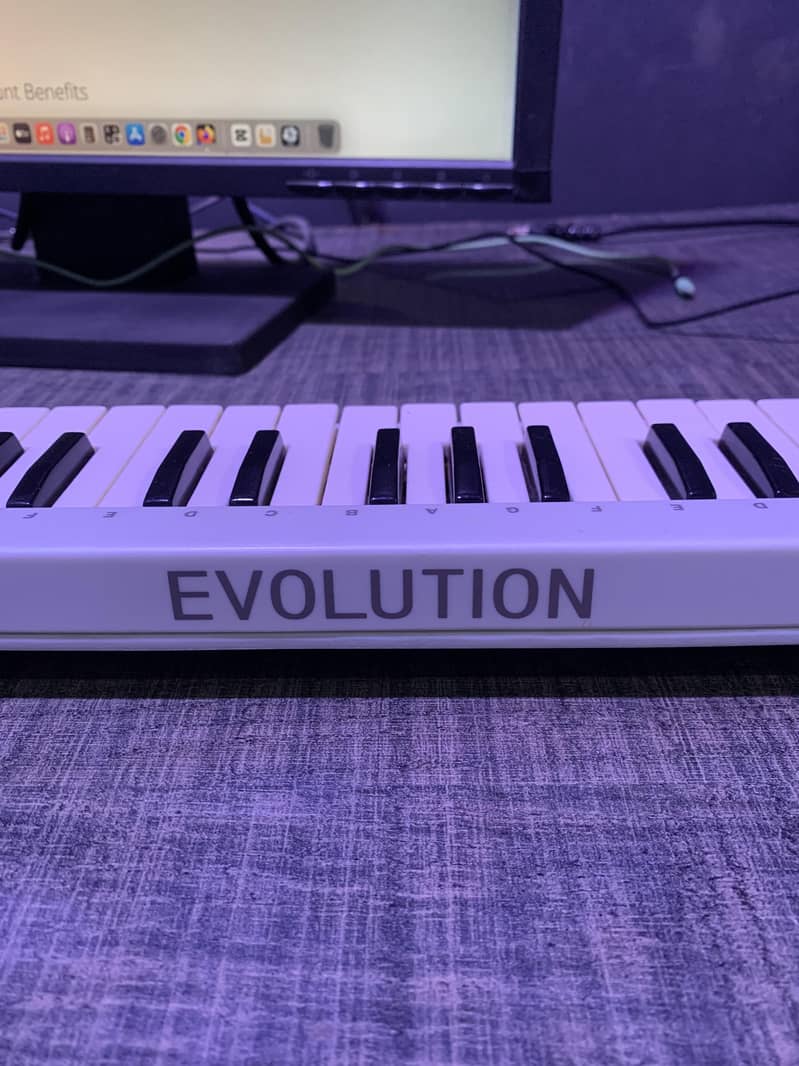 Evolution midi Keyboard 2