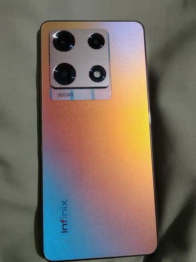 Infinix Not 30 pro8+8 / 256