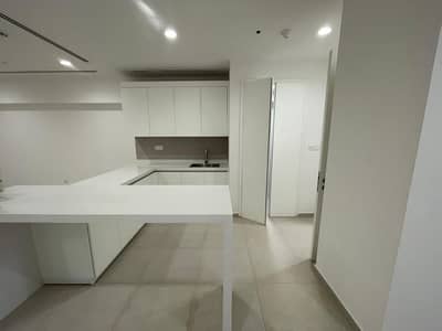 Luxury Flat 2-Bed Type 2B-5 The Views Tower 1 Emaar Oceanfront Full Sea + Beach + Sunset Views High ROI 95 % Paid