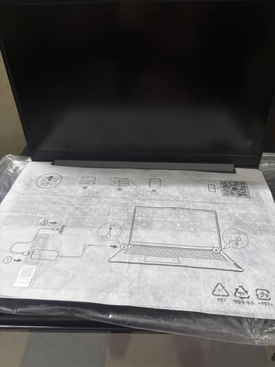 Lenovo Ideapad Slim 3 Core i3 - 13th gen