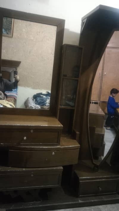 dressing with full mirror for sale