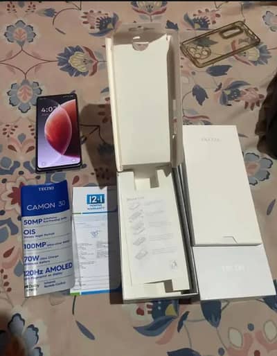 tecno camon 30 12/256 urgent sell