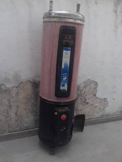 Gas Geyser in Good Condition