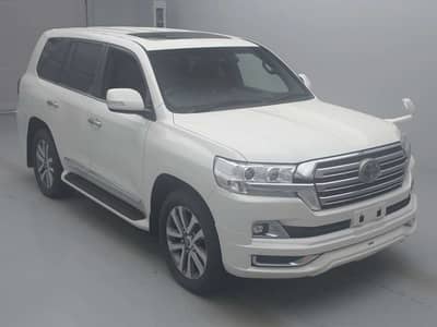 Toyota Landcruiser ZX 5A grade 22000 kms 2026 fresh import