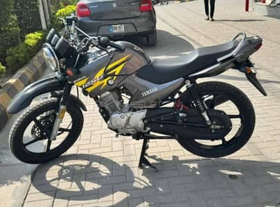 YBR-125G mint condition