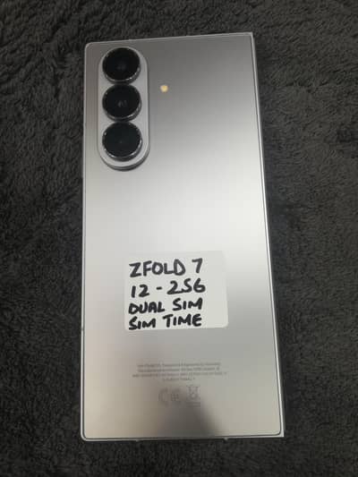 Samsung galaxy Z Fold 7 Silver DS 256 gb 3montths simtime Nonpta