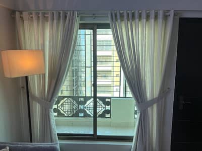 2 pcs Curtains with fancy Rod and hook