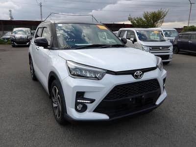 Toyota Raize Full optional car. top of the line varient