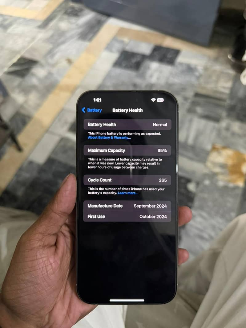 iPhone 16 pro Max  1