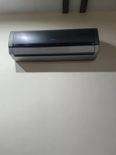 Gree 1.5 tan invertar