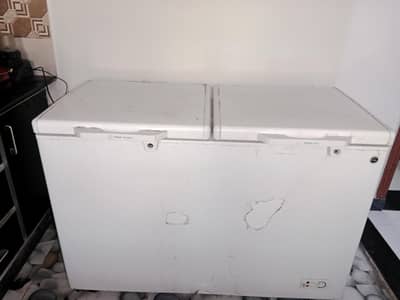 deep freezer of pel company